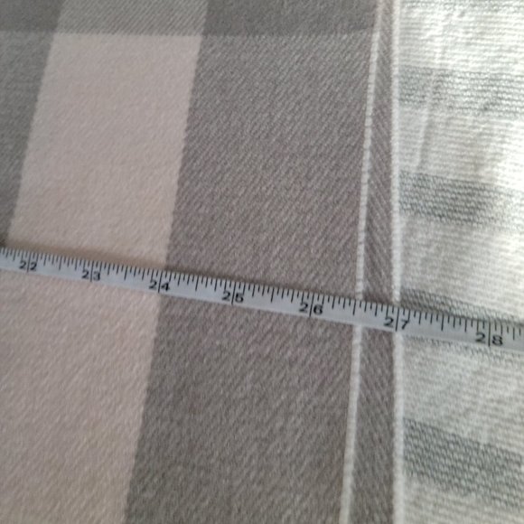 Indigo NWT Reading Cozy - Picture 4 of 6